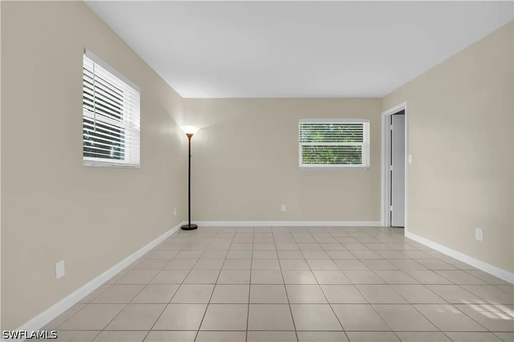 13426 1st Street Fort Myers FL 33905