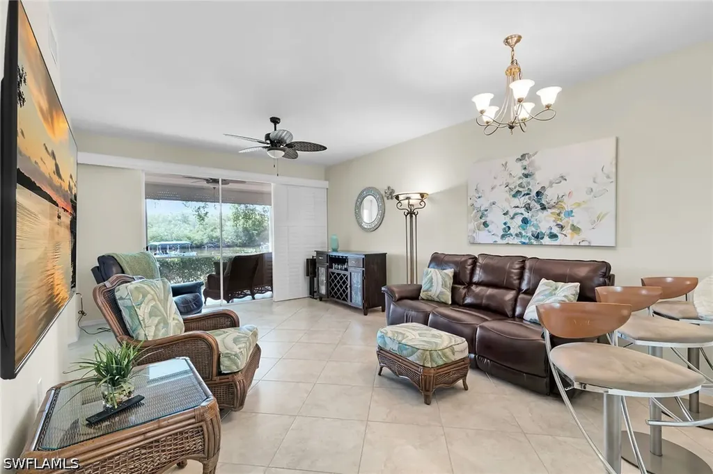266 Newport Drive Naples FL 34114