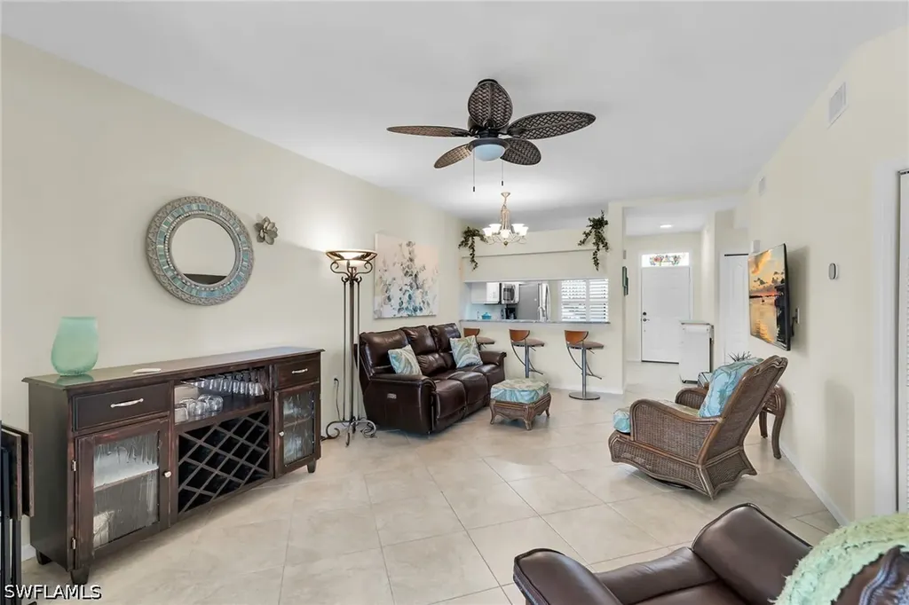 266 Newport Drive Naples FL 34114