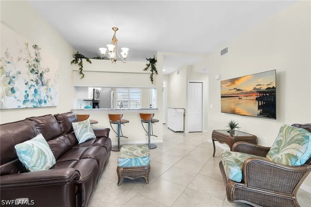 266 Newport Drive Naples FL 34114
