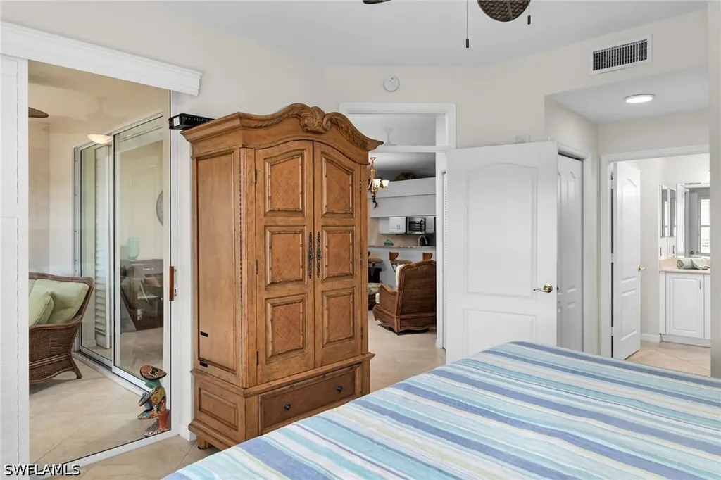 266 Newport Drive Naples FL 34114