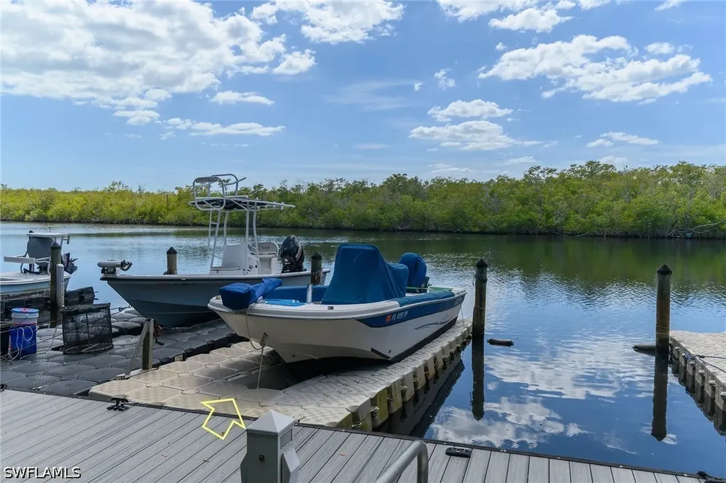 266 Newport Drive Naples FL 34114