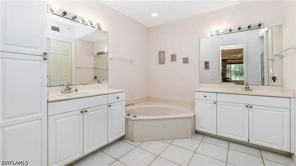 780 Bentwater Circle Naples FL 34108