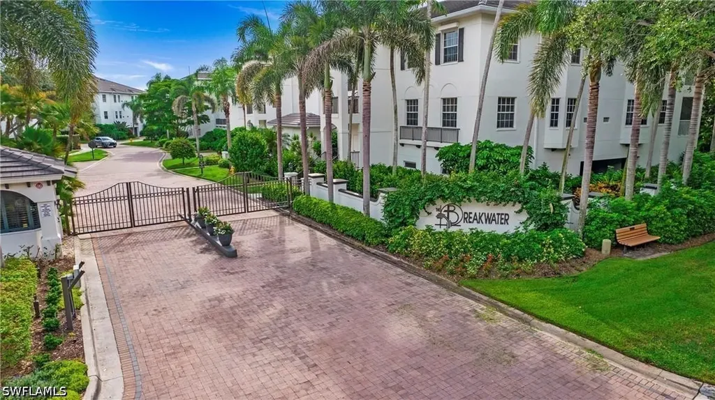 780 Bentwater Circle Naples FL 34108