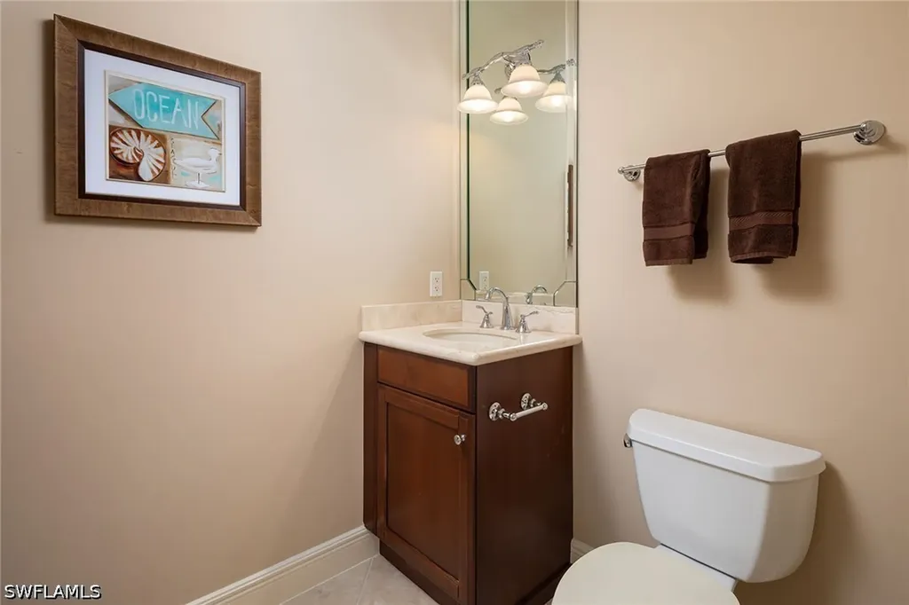580 El Camino Real Naples FL 34119