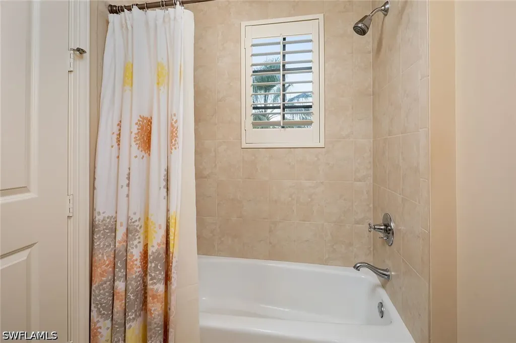 580 El Camino Real Naples FL 34119