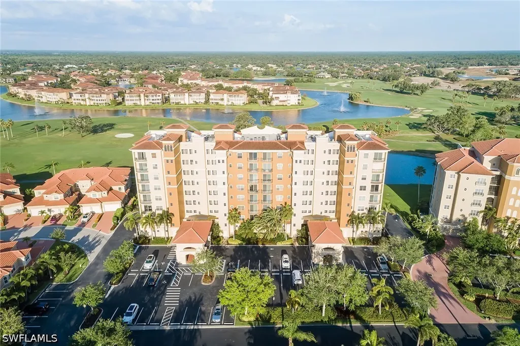 580 El Camino Real Naples FL 34119