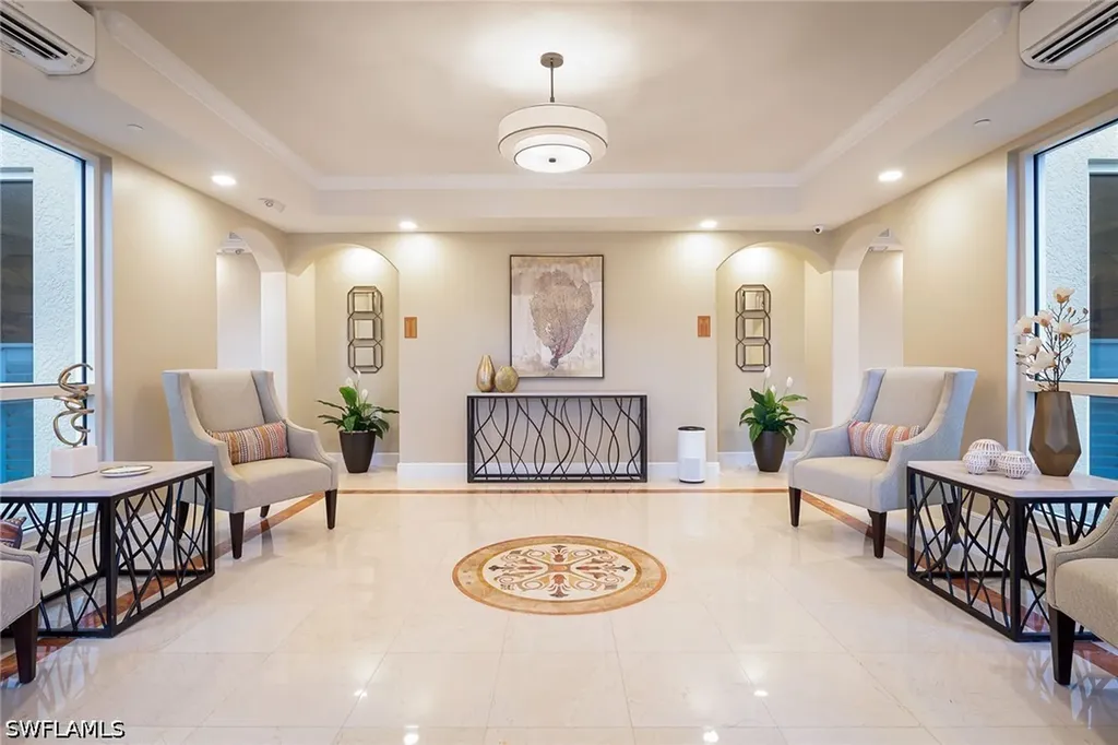 580 El Camino Real Naples FL 34119
