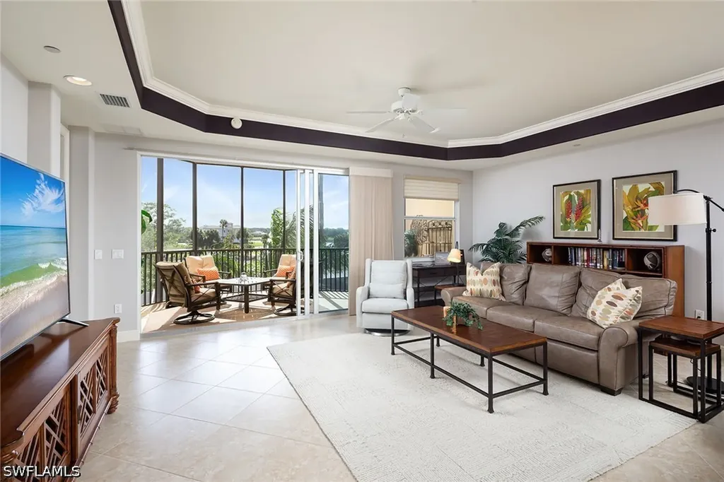 580 El Camino Real Naples FL 34119