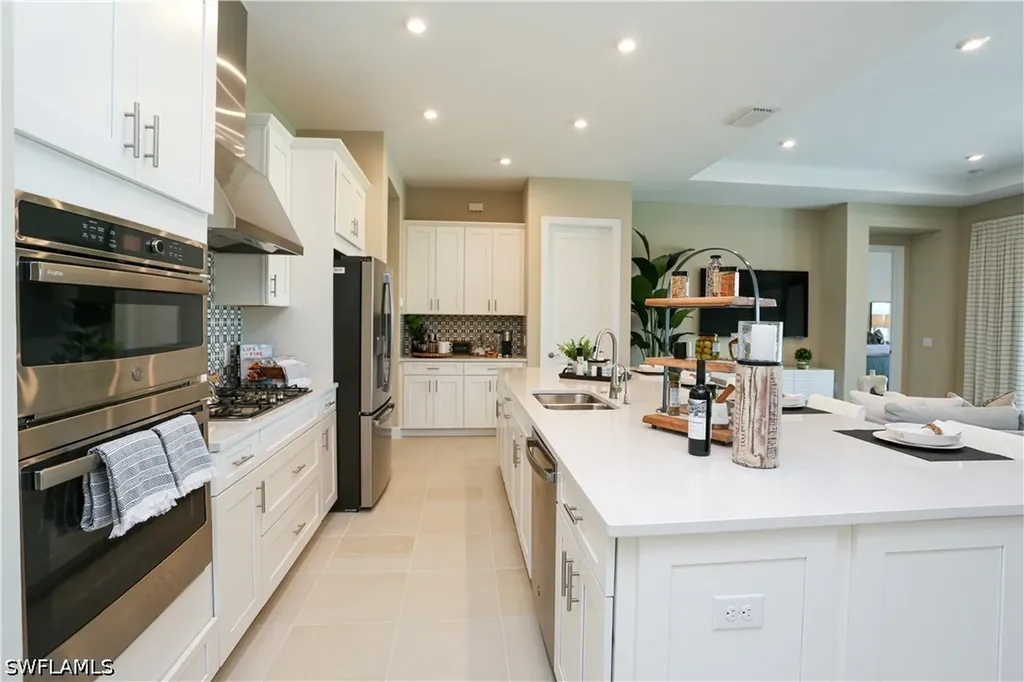 15318 Aprile Street Naples FL 34114