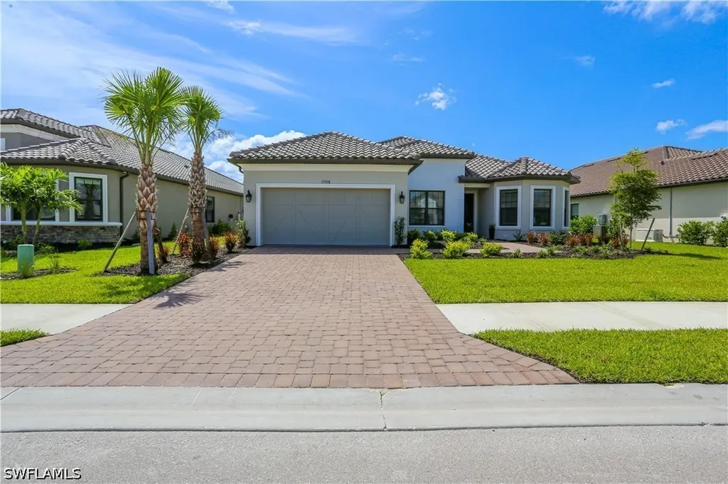 15318 Aprile Street Naples FL 34114