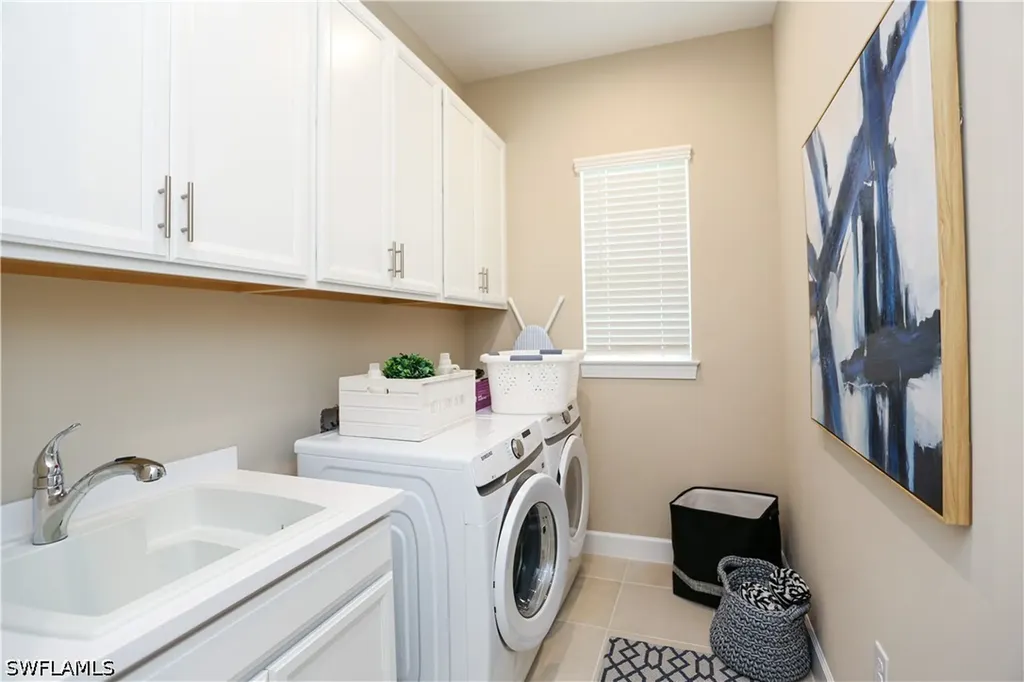 15318 Aprile Street Naples FL 34114