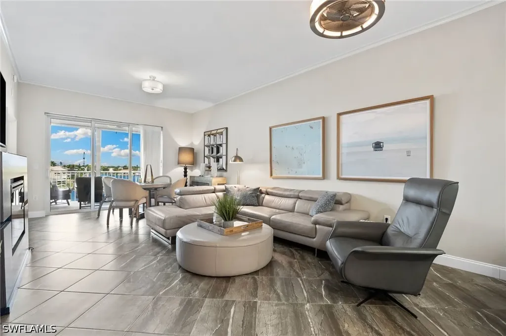 9380 Gulf Shore Drive Naples FL 34108