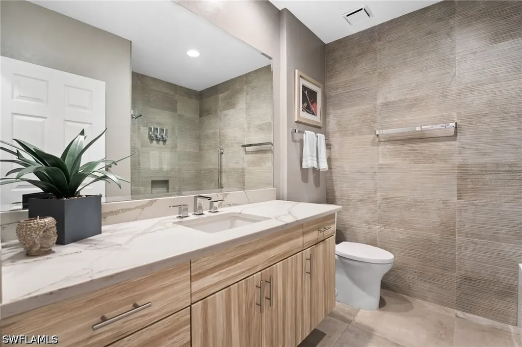 9380 Gulf Shore Drive Naples FL 34108