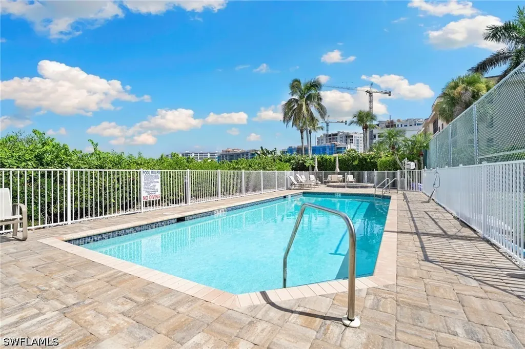 9380 Gulf Shore Drive Naples FL 34108