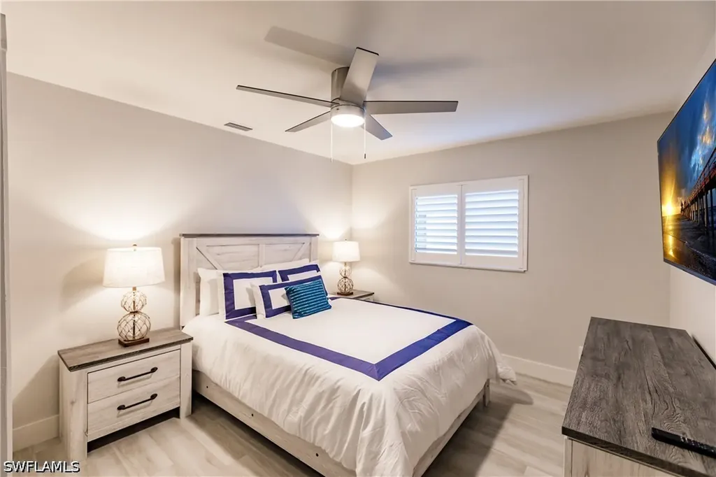 668 104th Avenue N Naples FL 34108
