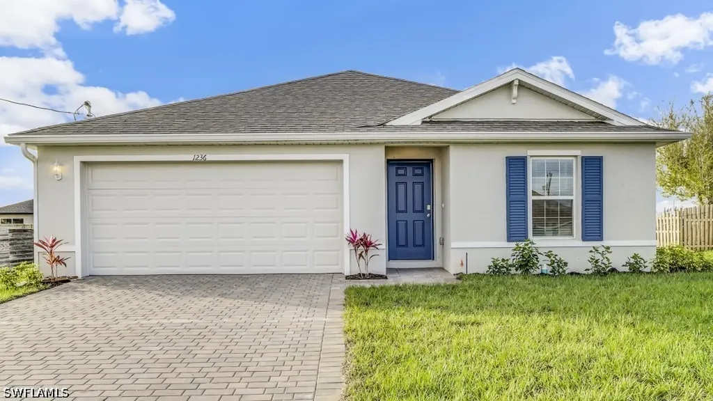 5044 SE Tradewinds Circle Labelle FL 33935