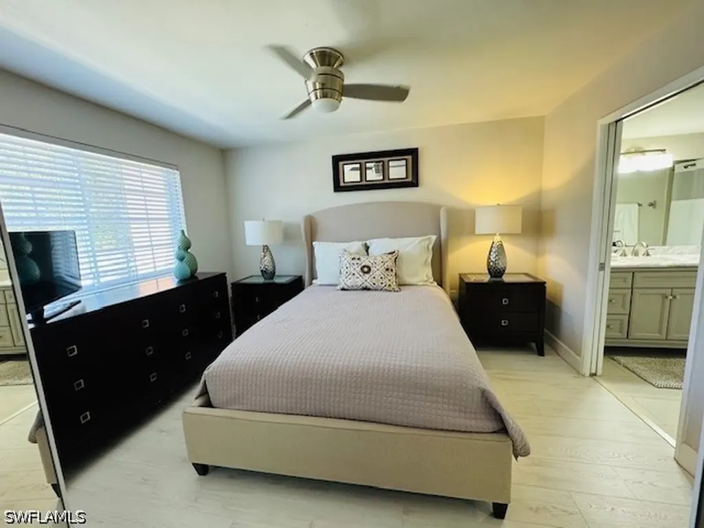 1150 Wildwood Lakes Boulevard Naples FL 34104