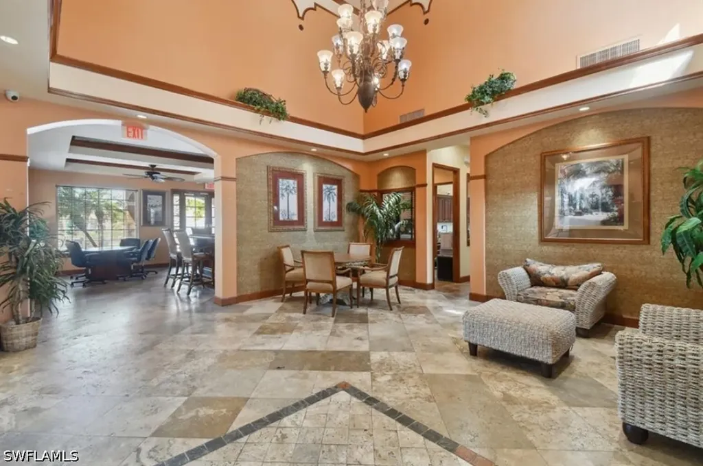1150 Wildwood Lakes Boulevard Naples FL 34104