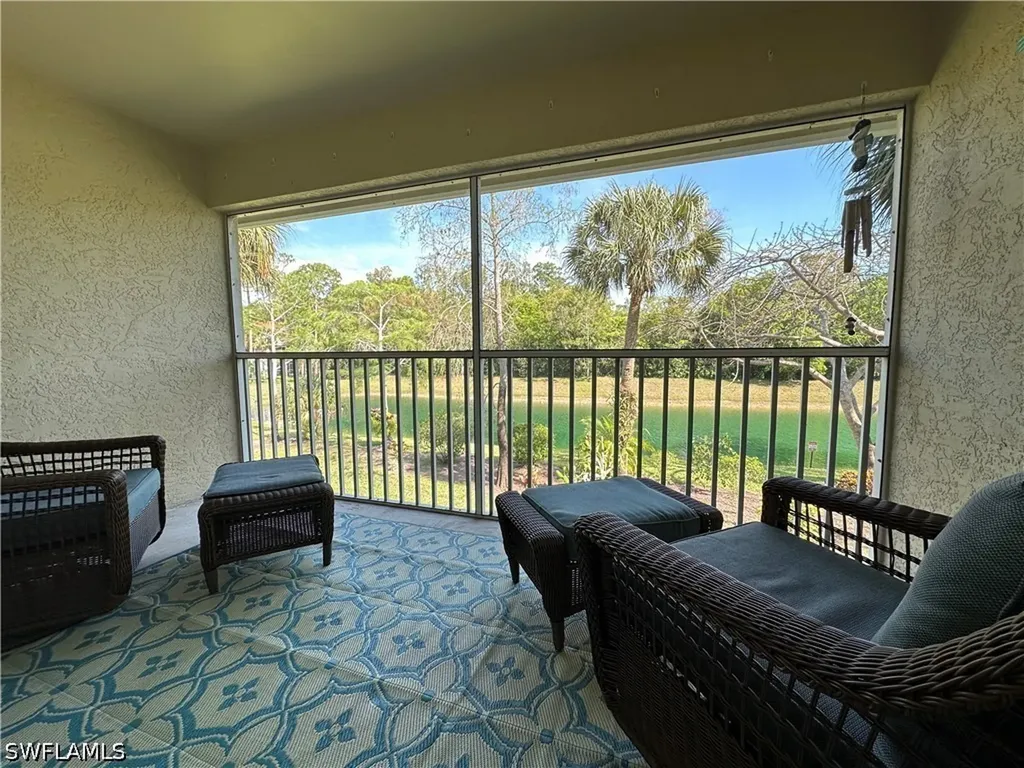 241 Robin Hood Circle Naples FL 34104