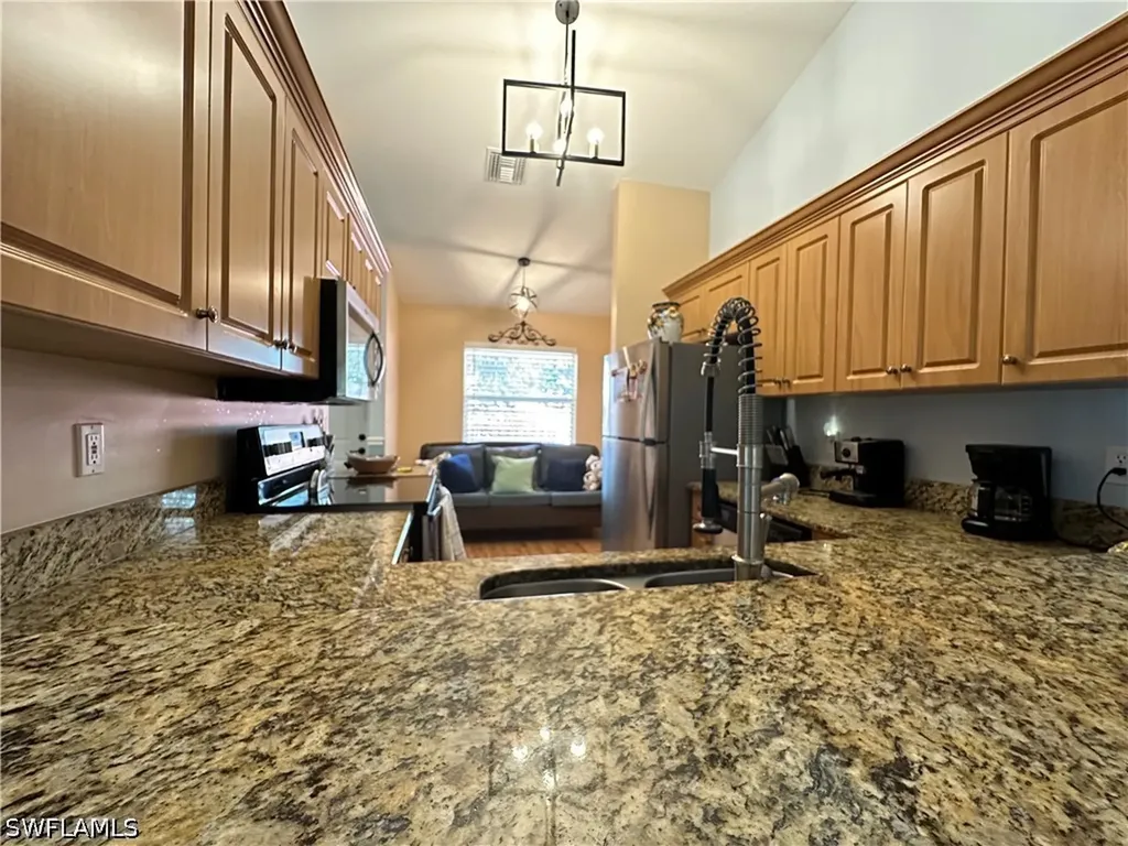 241 Robin Hood Circle Naples FL 34104