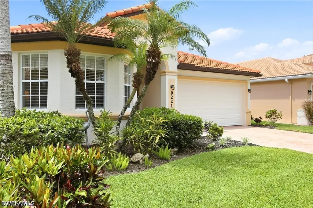 9221 Spanish Moss Way Bonita Springs FL 34135
