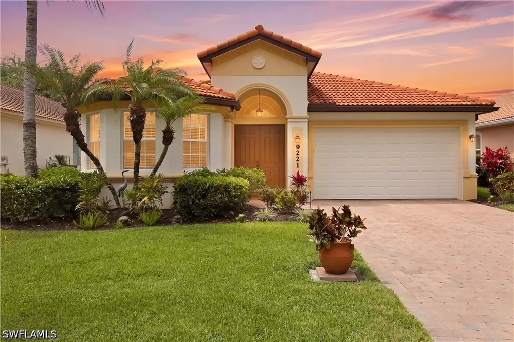 9221 Spanish Moss Way Bonita Springs FL 34135