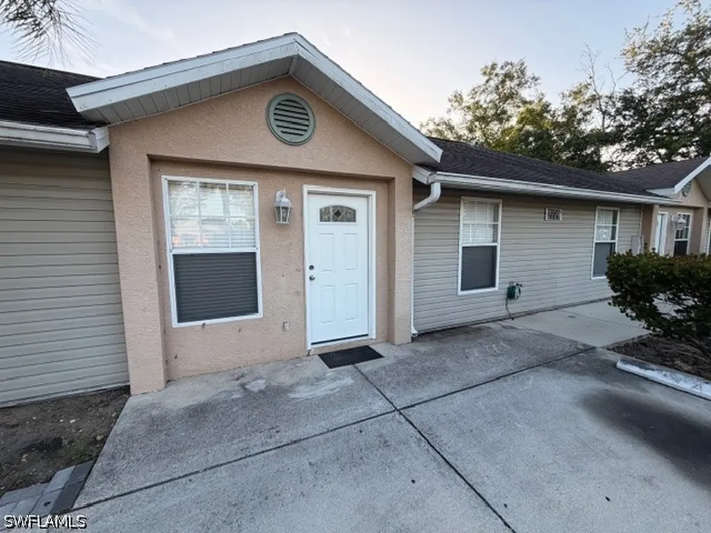 2779 Tropicana Boulevard Naples FL 34116