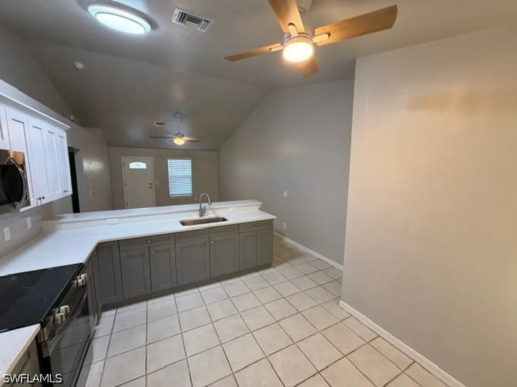 2779 Tropicana Boulevard Naples FL 34116