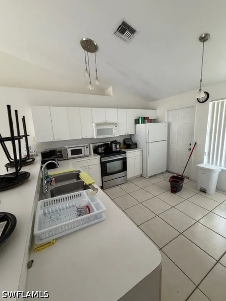 2779 Tropicana Boulevard Naples FL 34116