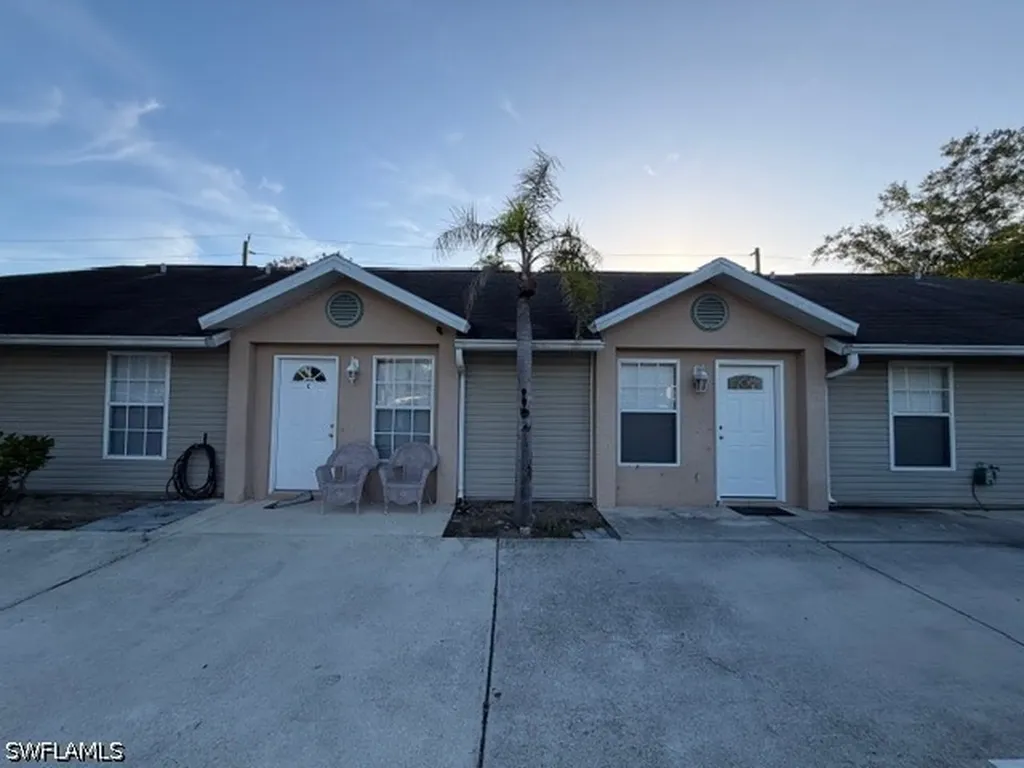 2779 Tropicana Boulevard Naples FL 34116