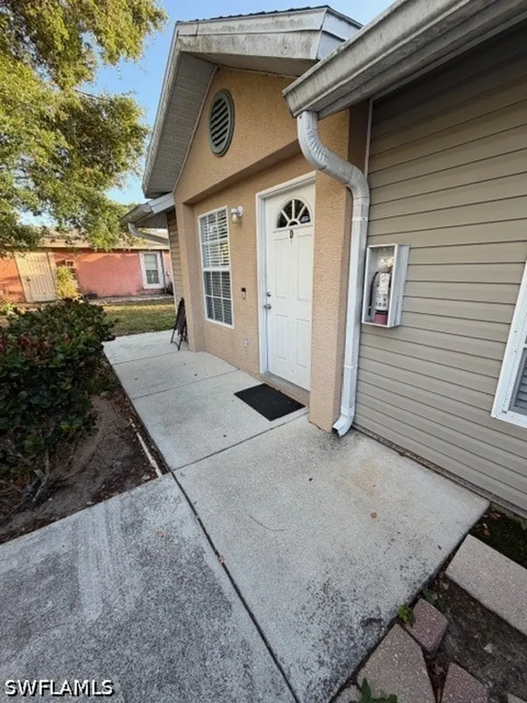 2779 Tropicana Boulevard Naples FL 34116
