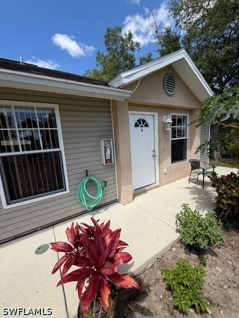 2779 Tropicana Boulevard Naples FL 34116