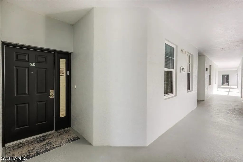 3960 Loblolly Bay Drive Naples FL 34114