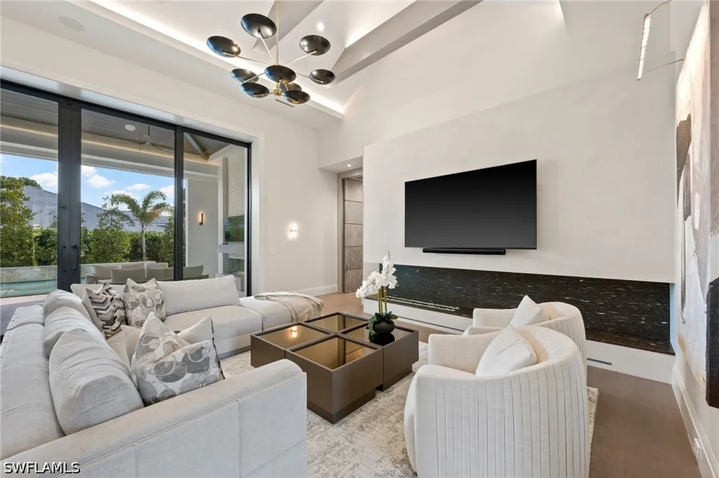 444 Orchid Drive Naples FL 34102