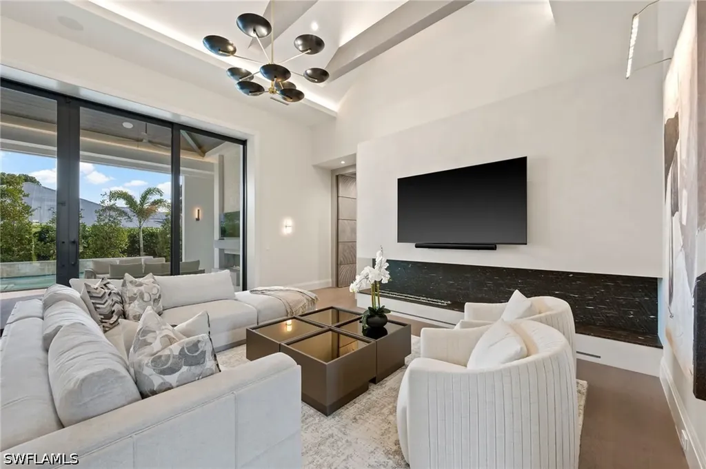 444 Orchid Drive Naples FL 34102