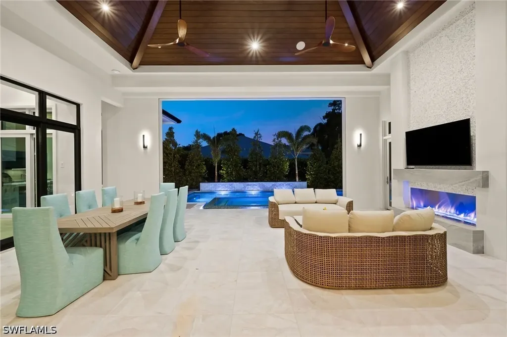 444 Orchid Drive Naples FL 34102