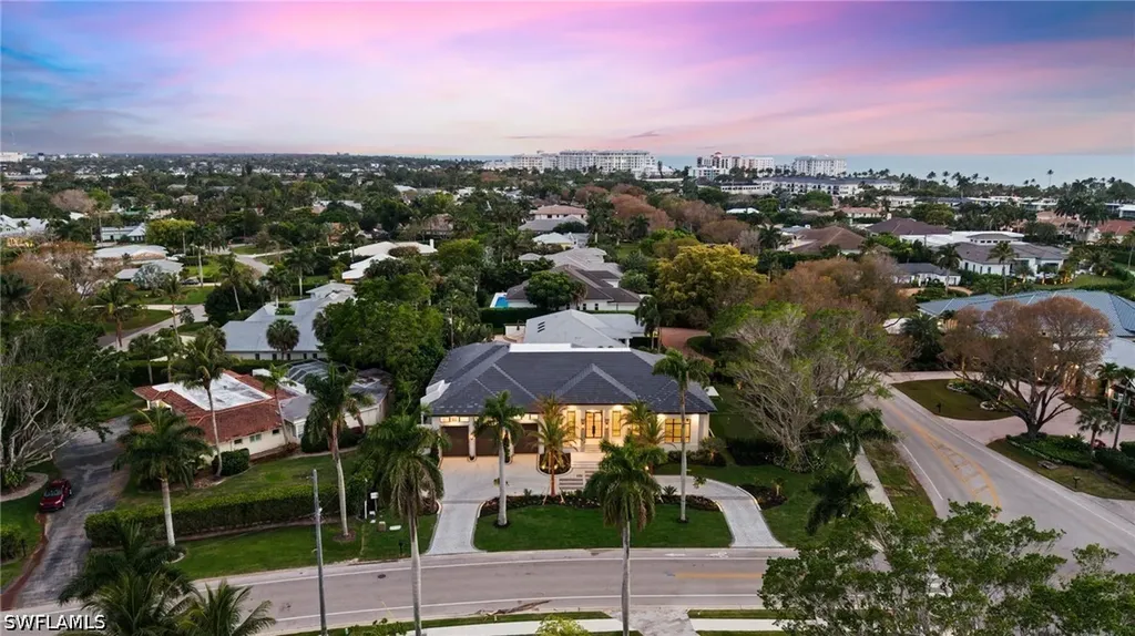 444 Orchid Drive Naples FL 34102