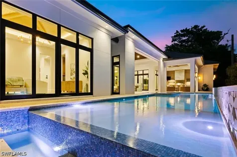 444 Orchid Drive Naples FL 34102