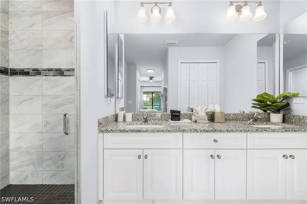 3302 SW 8th Place Cape Coral FL 33914