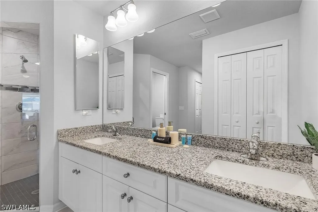 3302 SW 8th Place Cape Coral FL 33914
