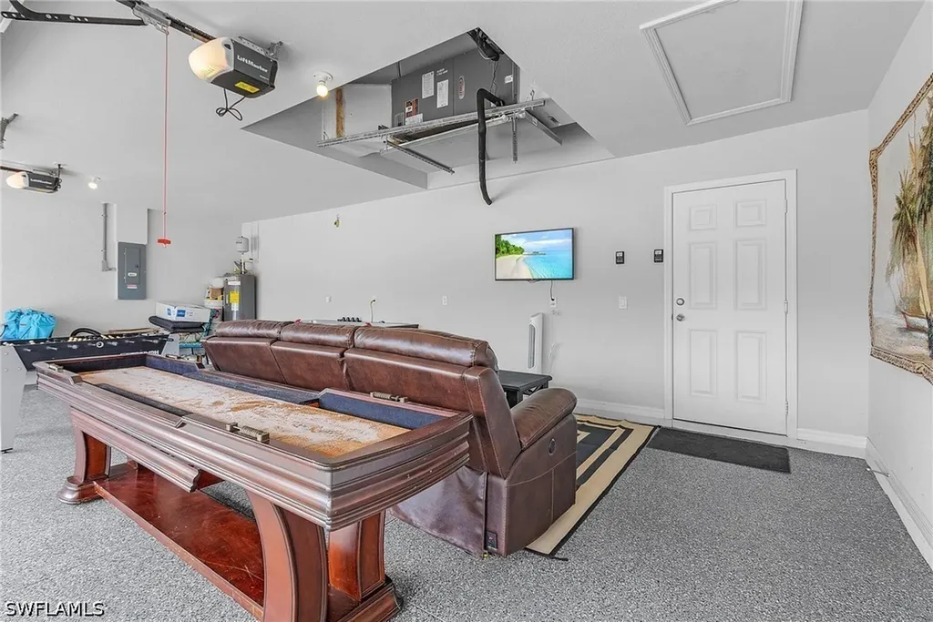 3302 SW 8th Place Cape Coral FL 33914
