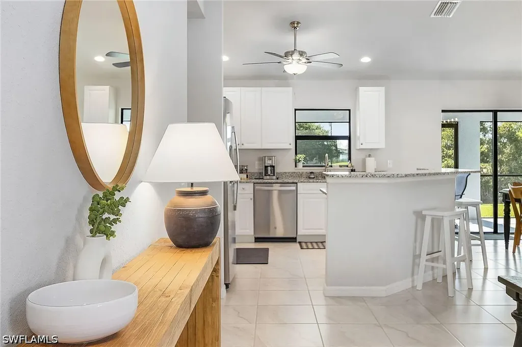 3302 SW 8th Place Cape Coral FL 33914