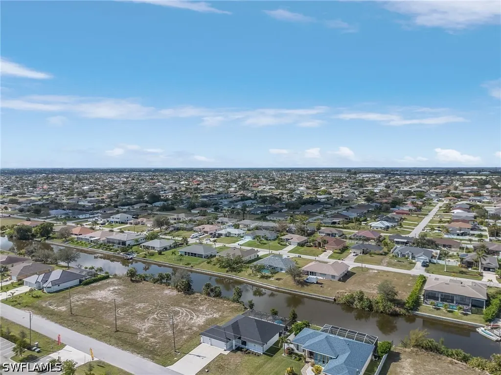 3302 SW 8th Place Cape Coral FL 33914