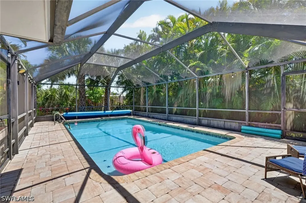 5217 Elm Court Cape Coral FL 33904