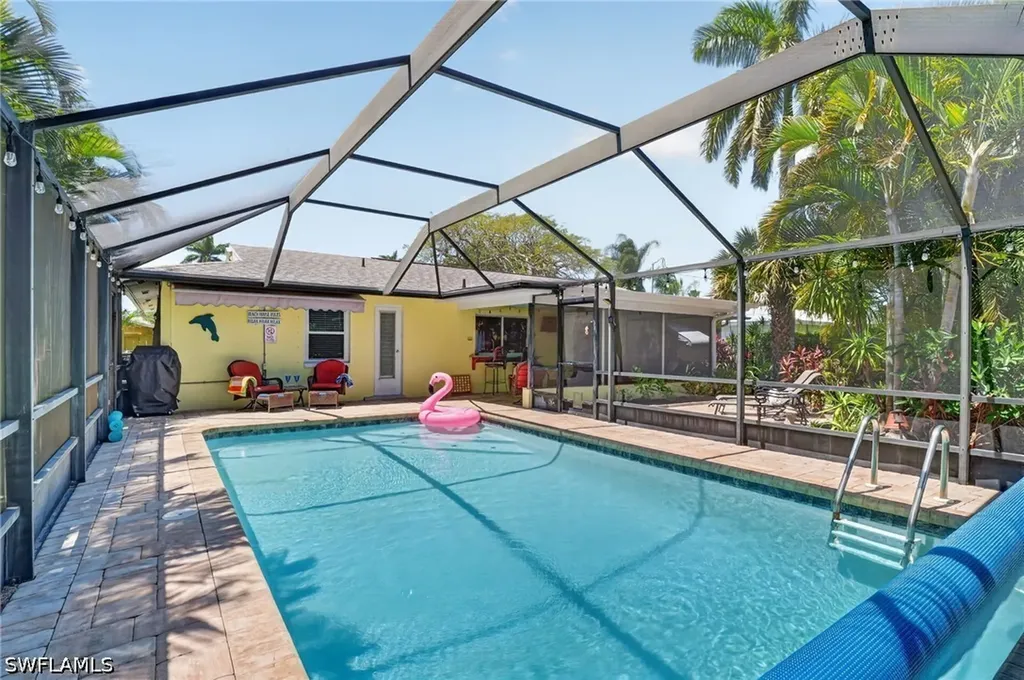 5217 Elm Court Cape Coral FL 33904