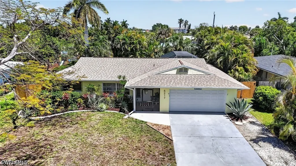 5217 Elm Court Cape Coral FL 33904