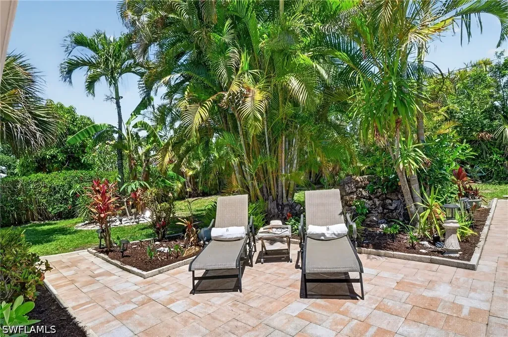 5217 Elm Court Cape Coral FL 33904