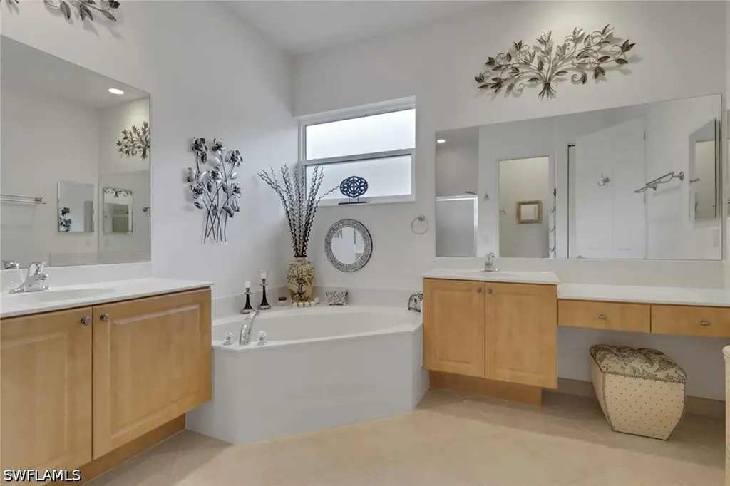 20247 Castlemaine Avenue Estero FL 33928