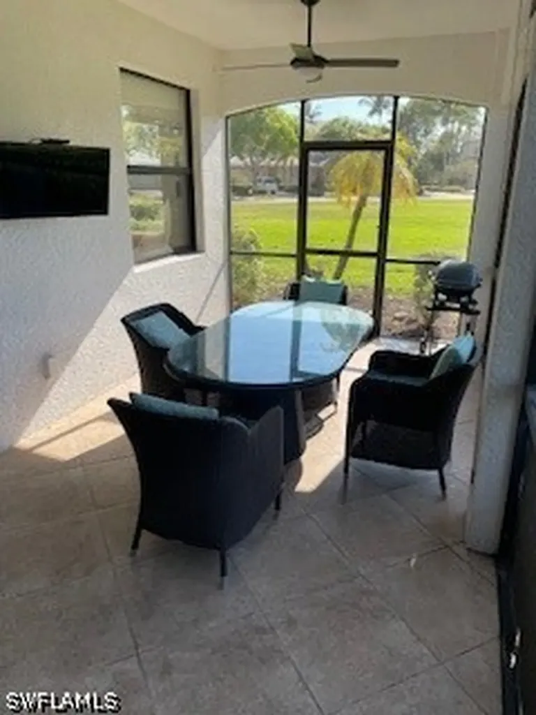 3149 Aviamar Circle Naples FL 34114